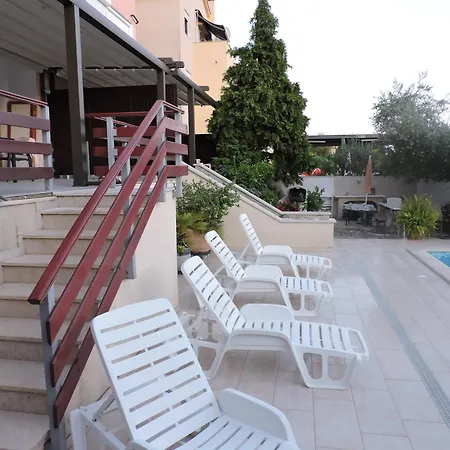 Pansion Berat Apartmán *