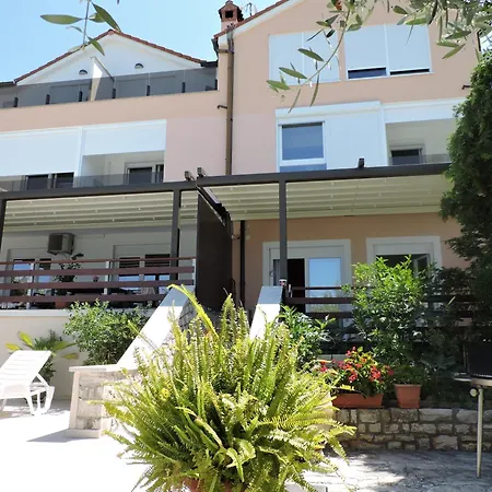 Pansion Berat Apartmán