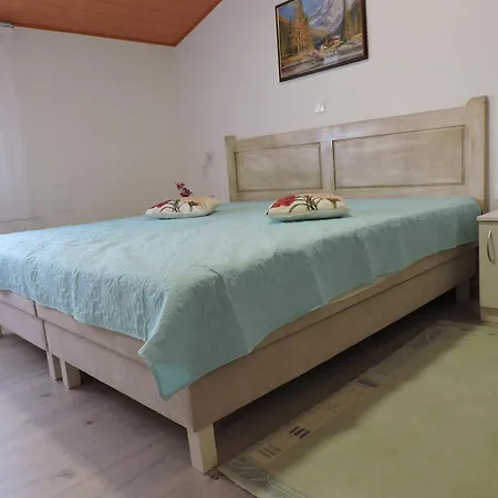 Apartment Pansion Berat