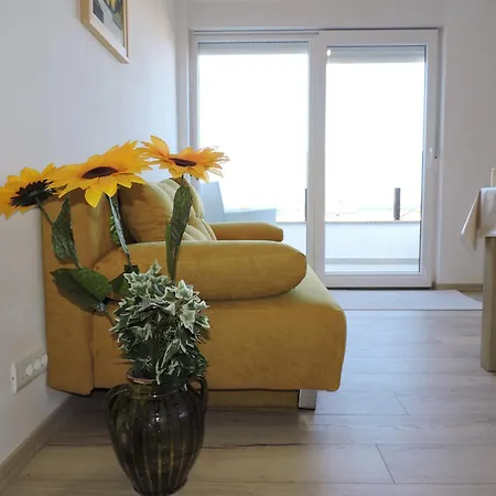 Pansion Berat ボドニャン