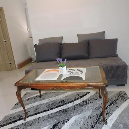 Pansion Berat * ボドニャン