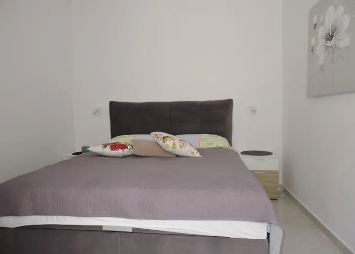 아파트 Pansion Berat 보드냔