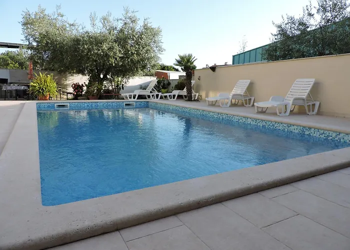 Pansion Berat 아파트 보드냔